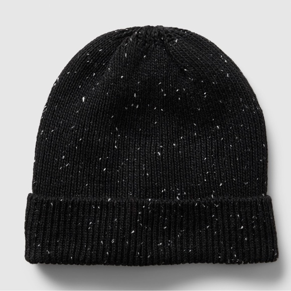 NWT GAP Black and White Knit Beanie Hat - Picture 1 of 1